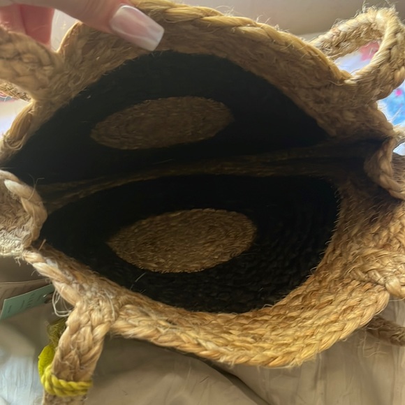 Artesian Made Woven Tote Bag - Picture 3 of 4